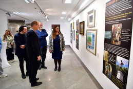 "Images of the Century: Republic and Painting-Sculpture Exhibition"